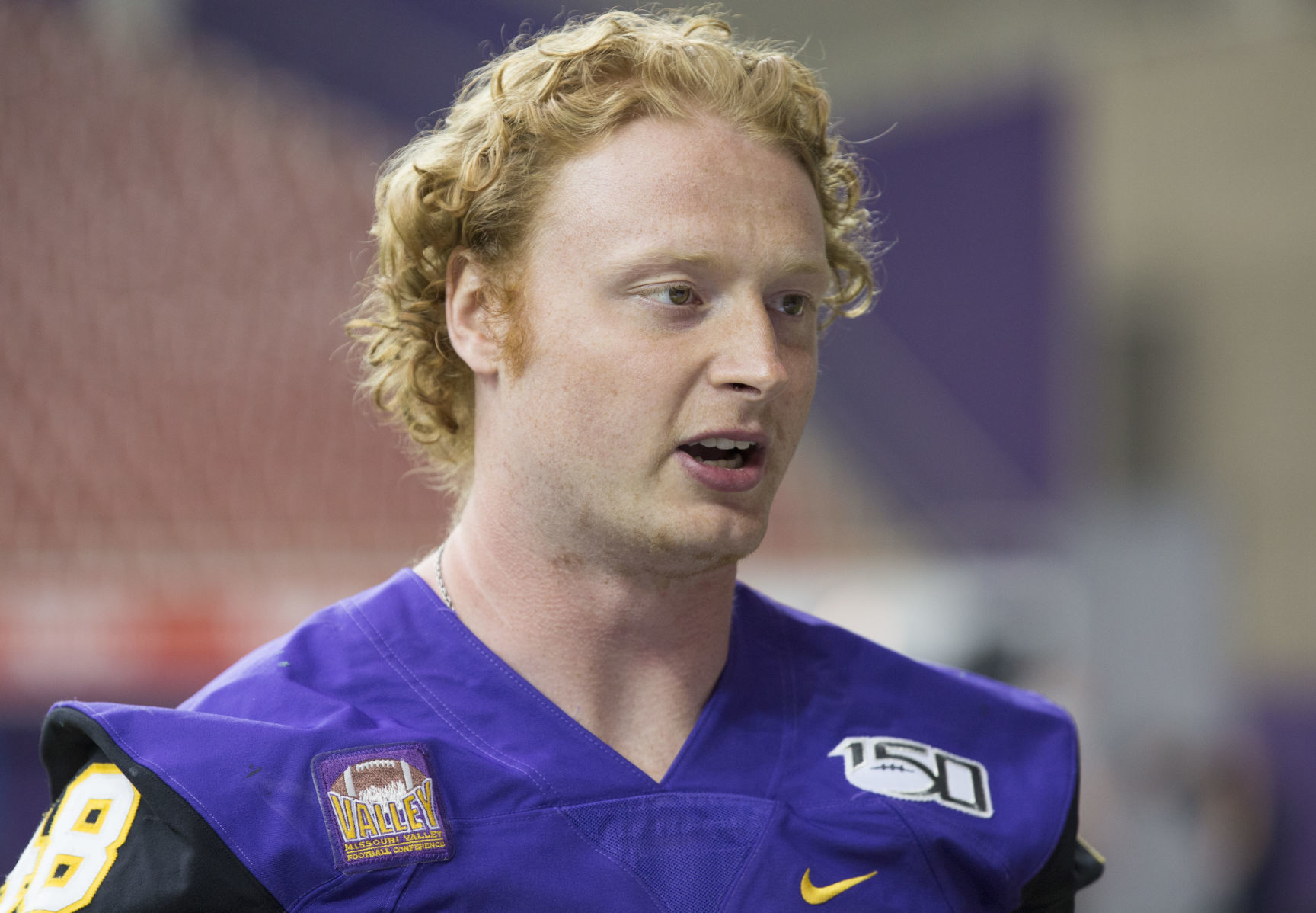 080719kw-uni-football-media-day-10